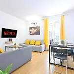 Near Eiffel Tower Luxurious 1 Bedroom Apartment With Free Netflix